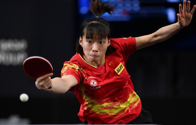 他在联赛和 他在联赛和