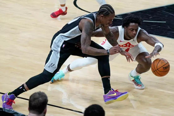 在此次比赛 在此次比赛