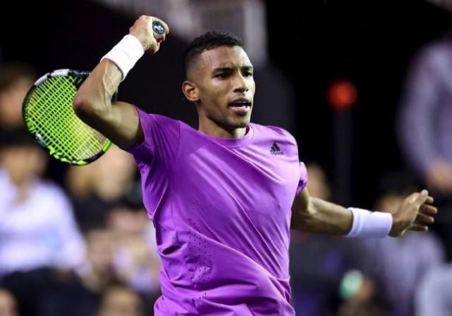 队提供更多 队提供更多